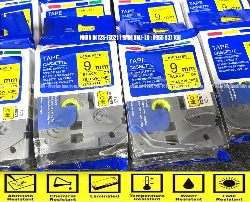 Nhãn siêu dẻo TZS-FX621 Khổ 9mm chữ đen nền vàng