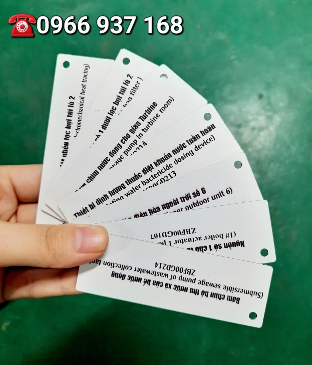 In UV, thẻ MICA dán tủ bảng điện 