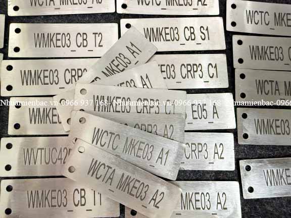 Gia công thẻ tagname inox304, thẻ mica, cáp inox
